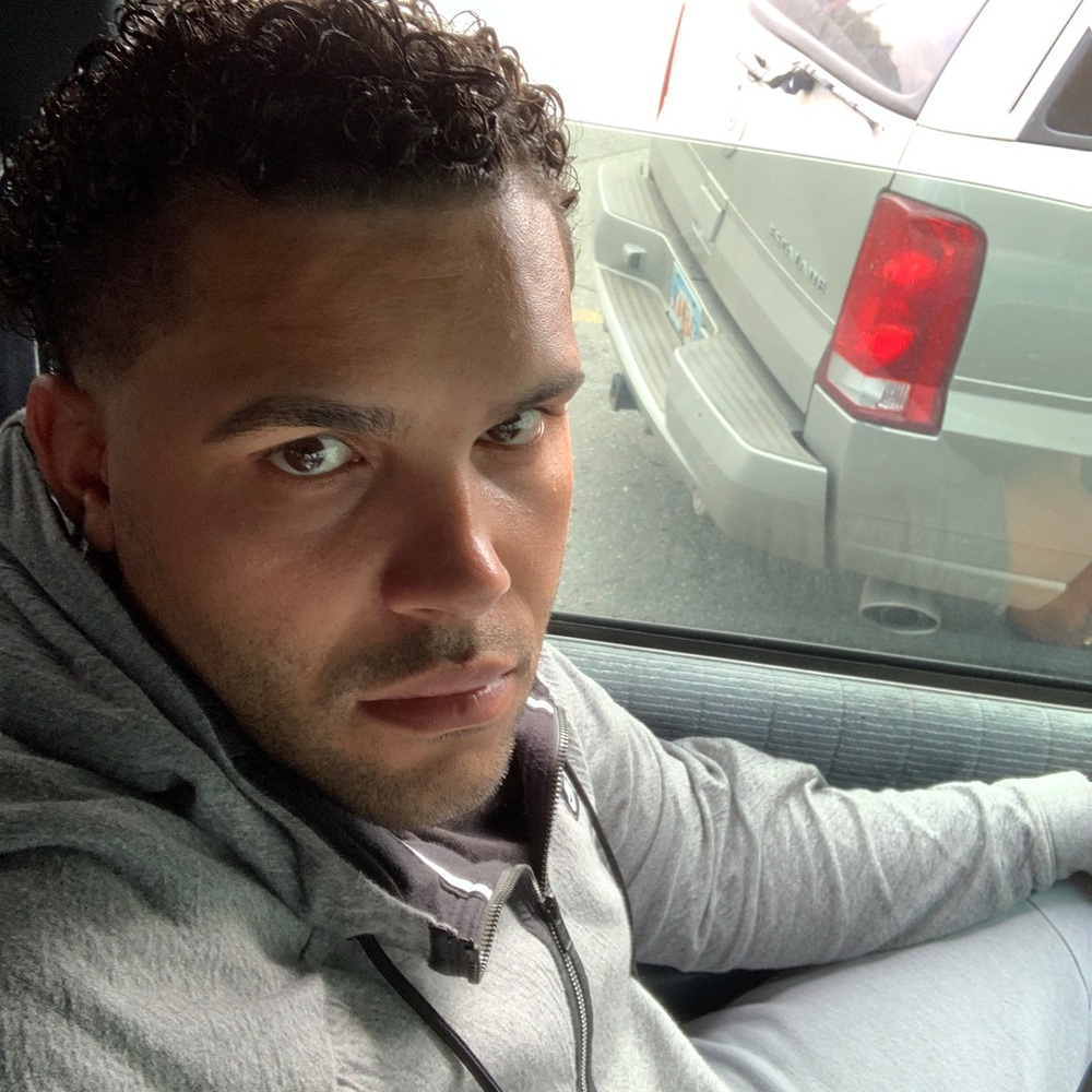 Meet your Posher, Julian